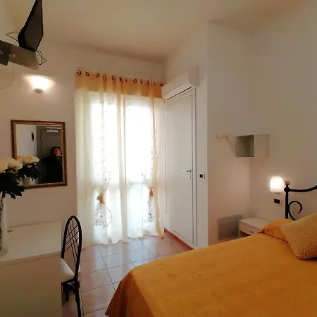 Hotel Cevoli 3*