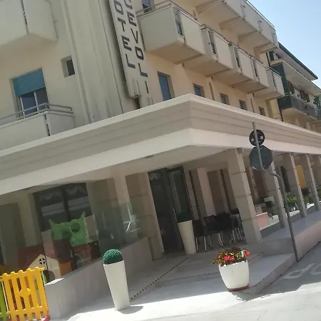 Hotel Cevoli 3*